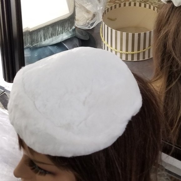 Pill Box White Faux Fur Lady 1940\'s Hat main image 8